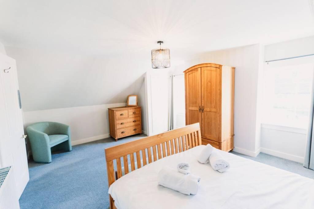Factors House - A Comfy Cottage In Countryside Park With Wifi And Access To Bar And Pool Perth Dış mekan fotoğraf